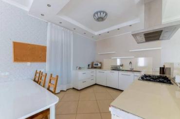 Таунхаус, 308 кв.м