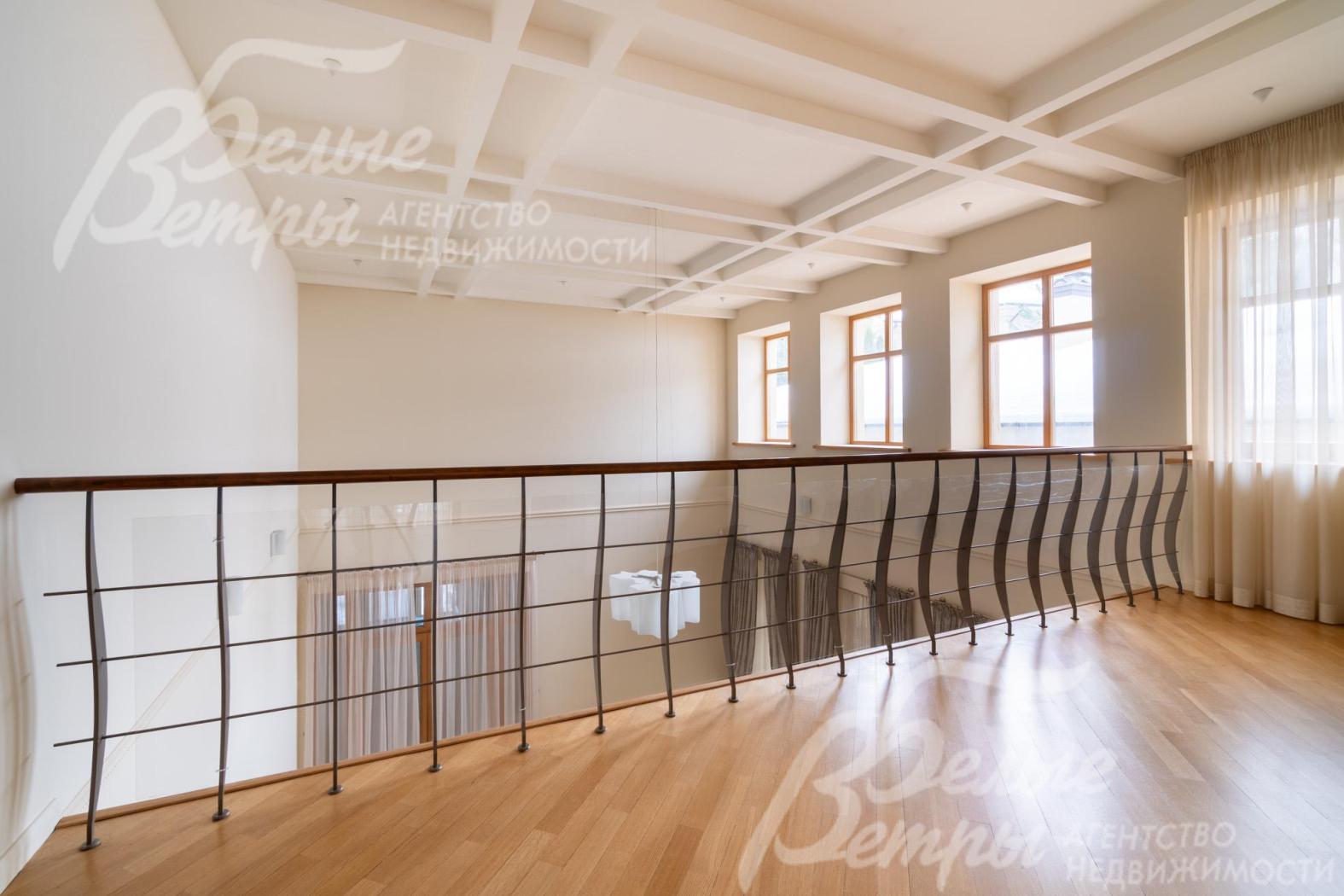 Галерея второго света