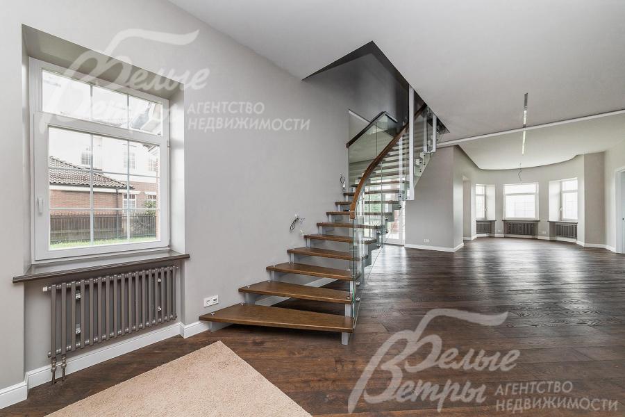 Стены окрашены