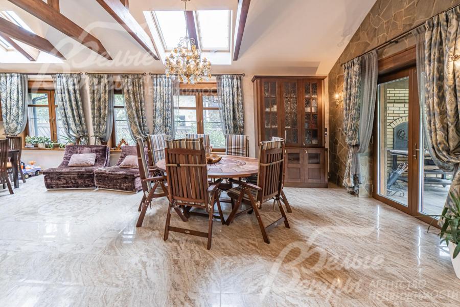 Мебель из массива