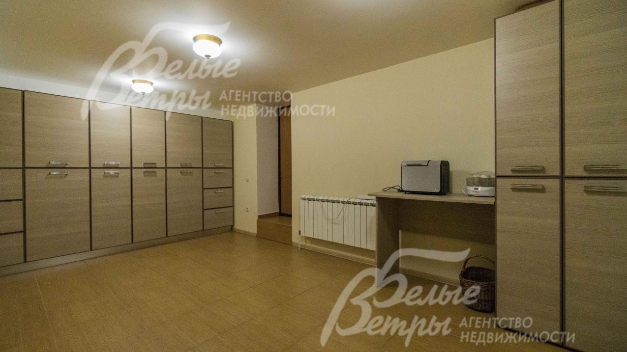 Кладовая 20,4 кв.м в цокольном этаже