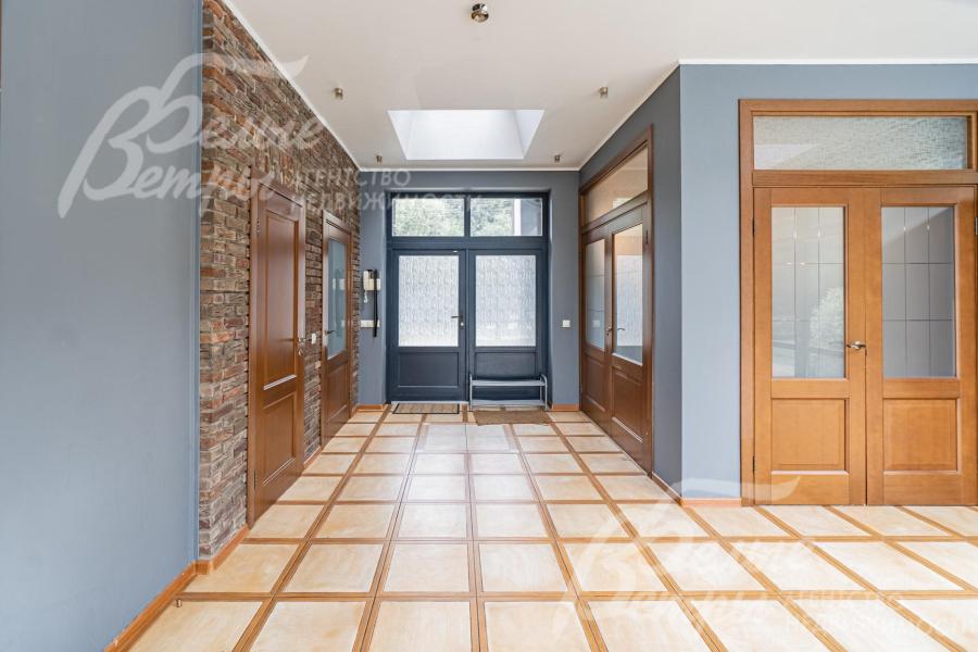 Холл-прихожая