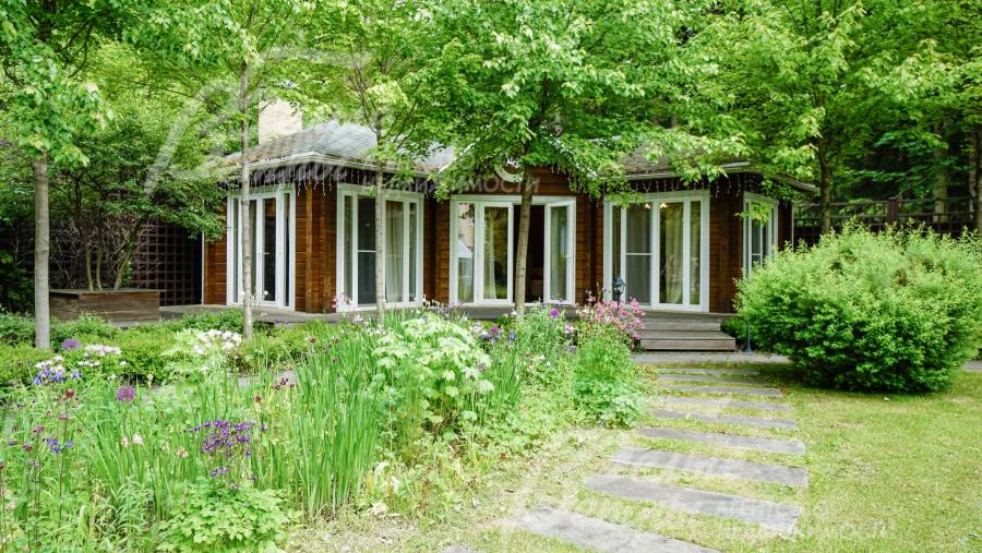 Дом для барбекю из клееного бруса, отапливается электрическим теплым полом