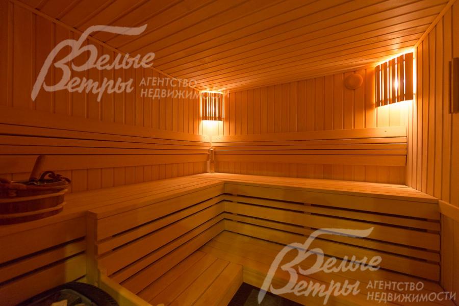 Сауна отделана абашем, печь Harvia