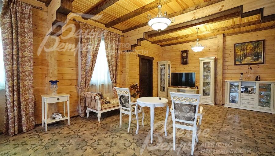 В дизайн интерьера гармонично включены мотивы Прованса 