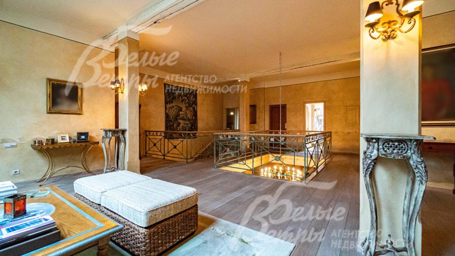 Холл-галерея 2-ого этажа