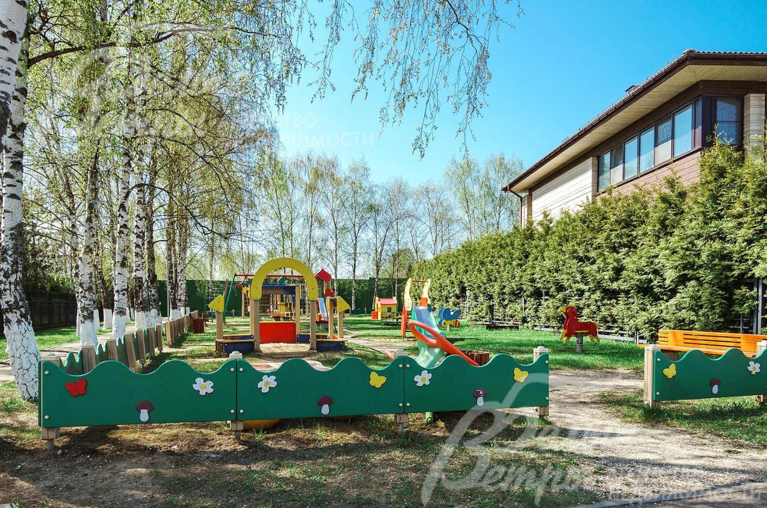 детские площадки в поселке Крекшино