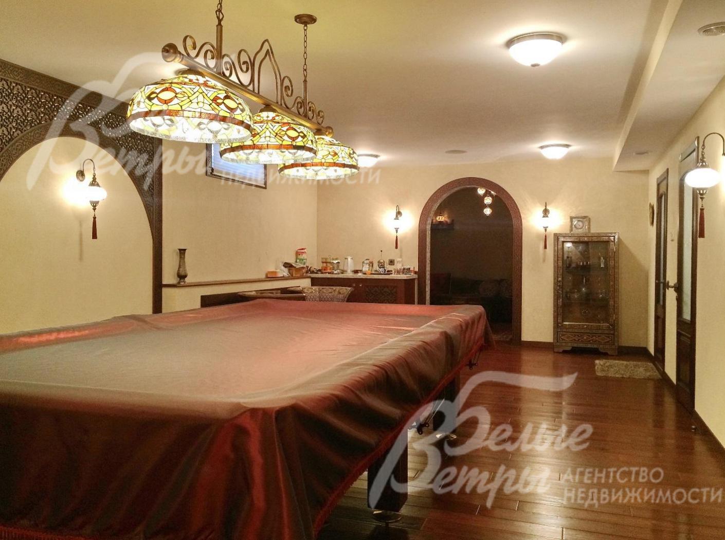 Бильярдная. Расположена в гостевом доме. 