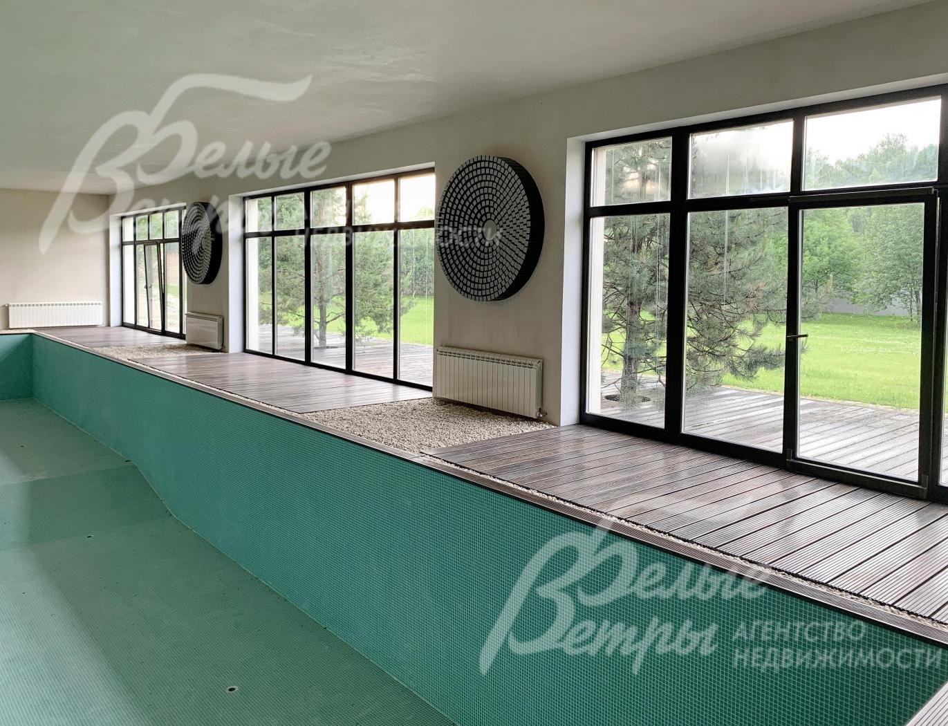 Бассейн 18*4 м, переливной с противотоком