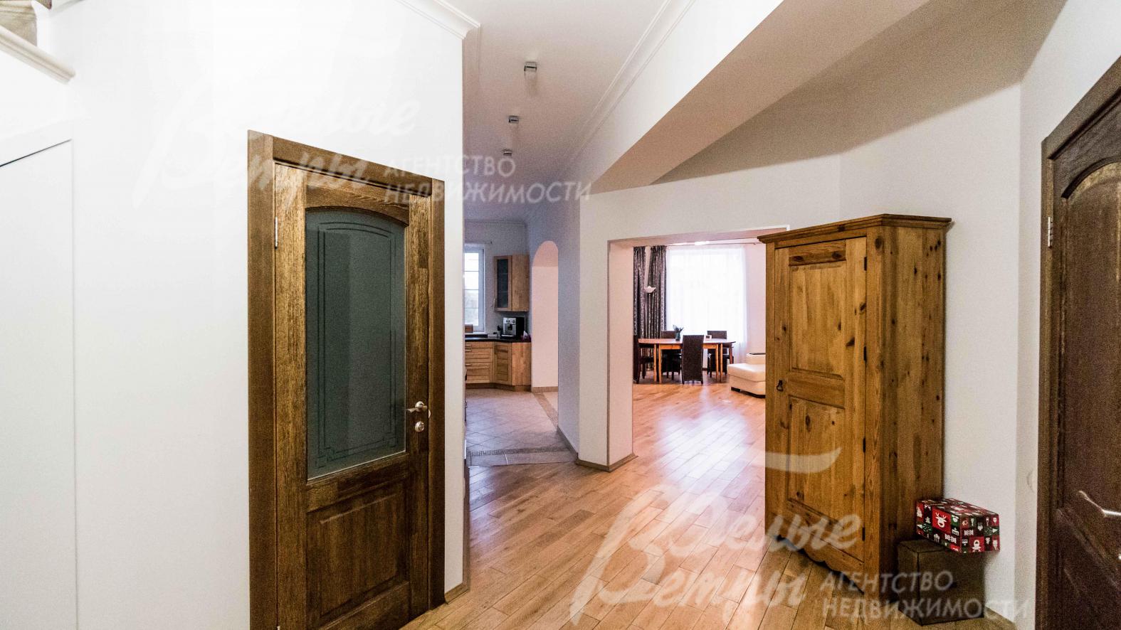 Двери из шпона