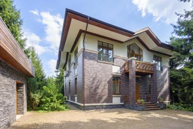 Дом, Антоновка к/п (Зименки), 400&nbsp;кв.м