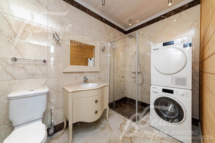 Санузел на первом этаже