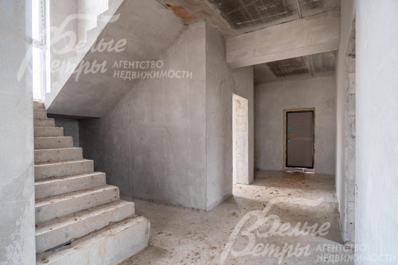 Удобная лестница шириной 1м ж/б монолит