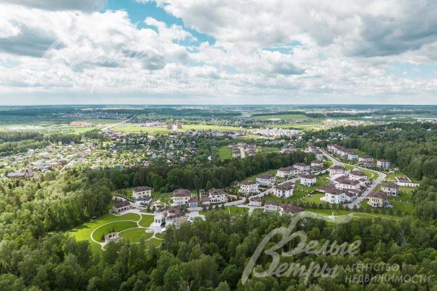 Вид на поселок Идиллия 