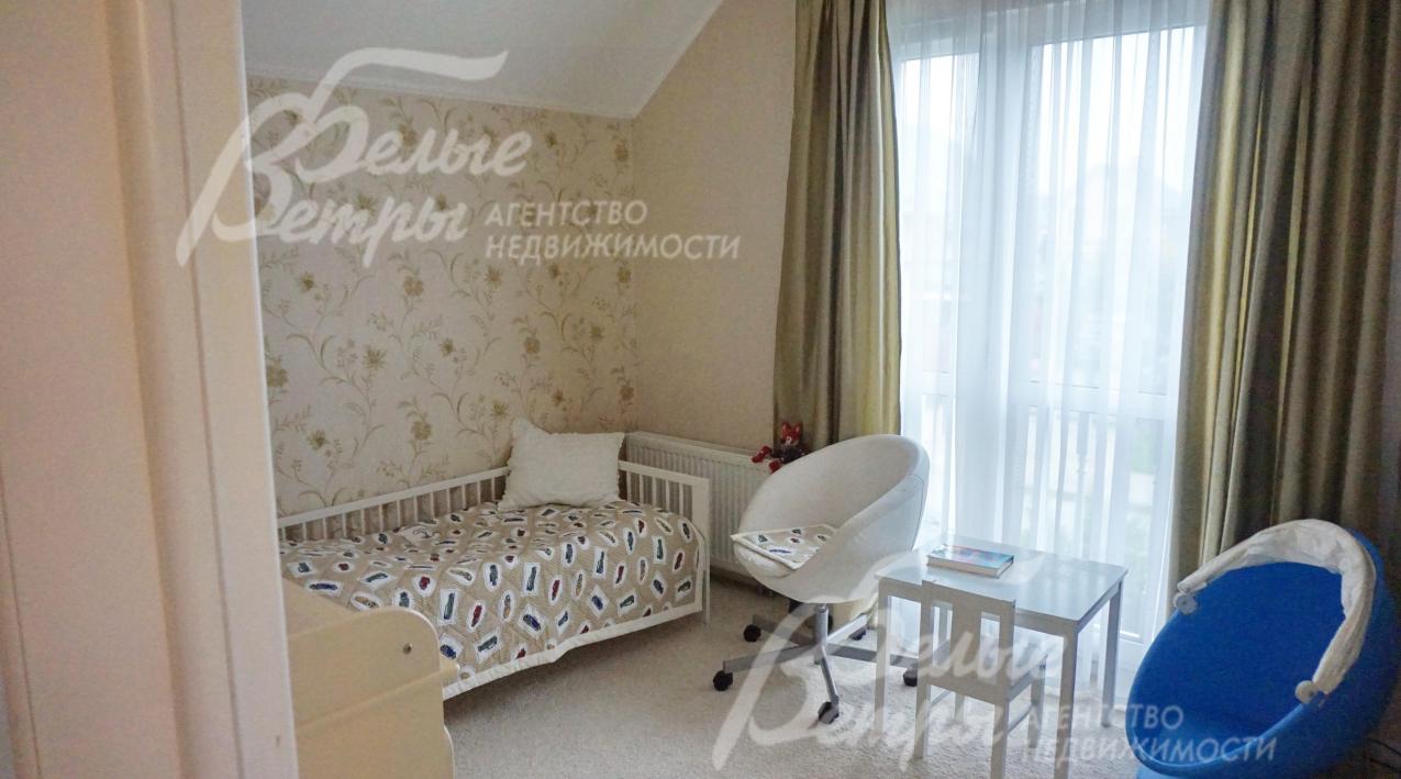 Детская спальня в светлых тонах