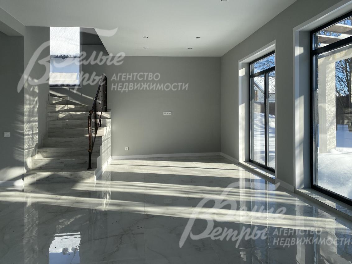 На полу керамогранит с водяным подогревом