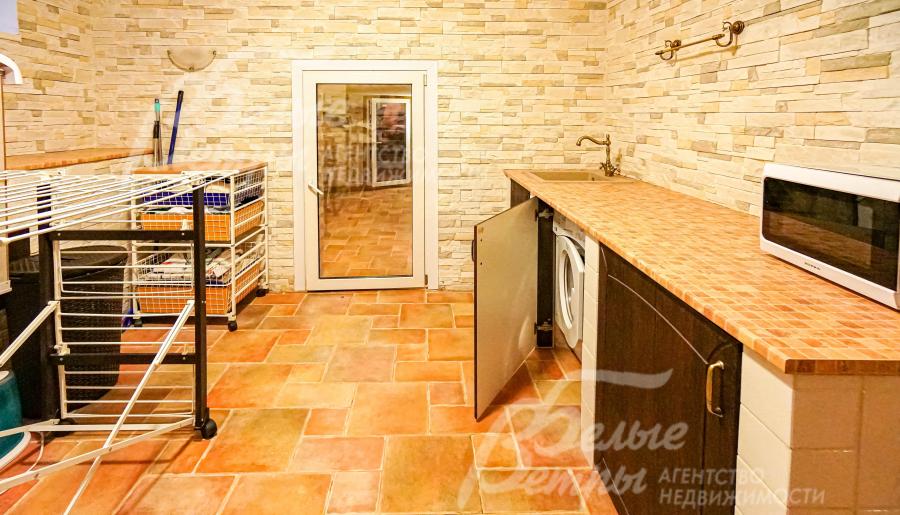 Прачечная 11 кв.м в цокольном этаже