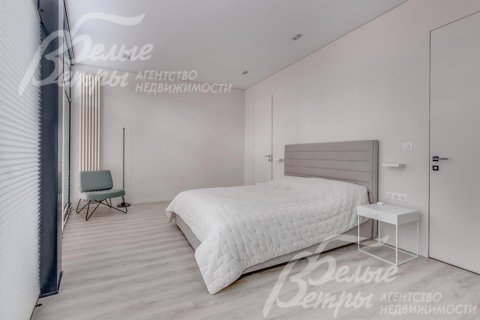 В доме 6 спален