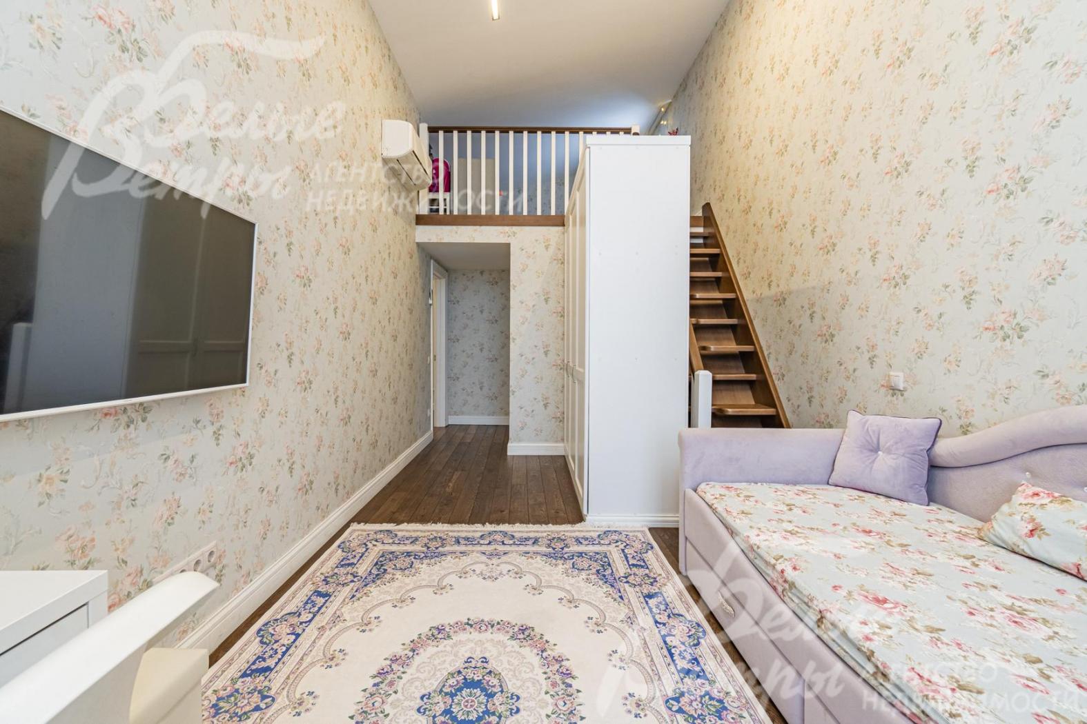 Антресоль 9 кв.м в детской комнате