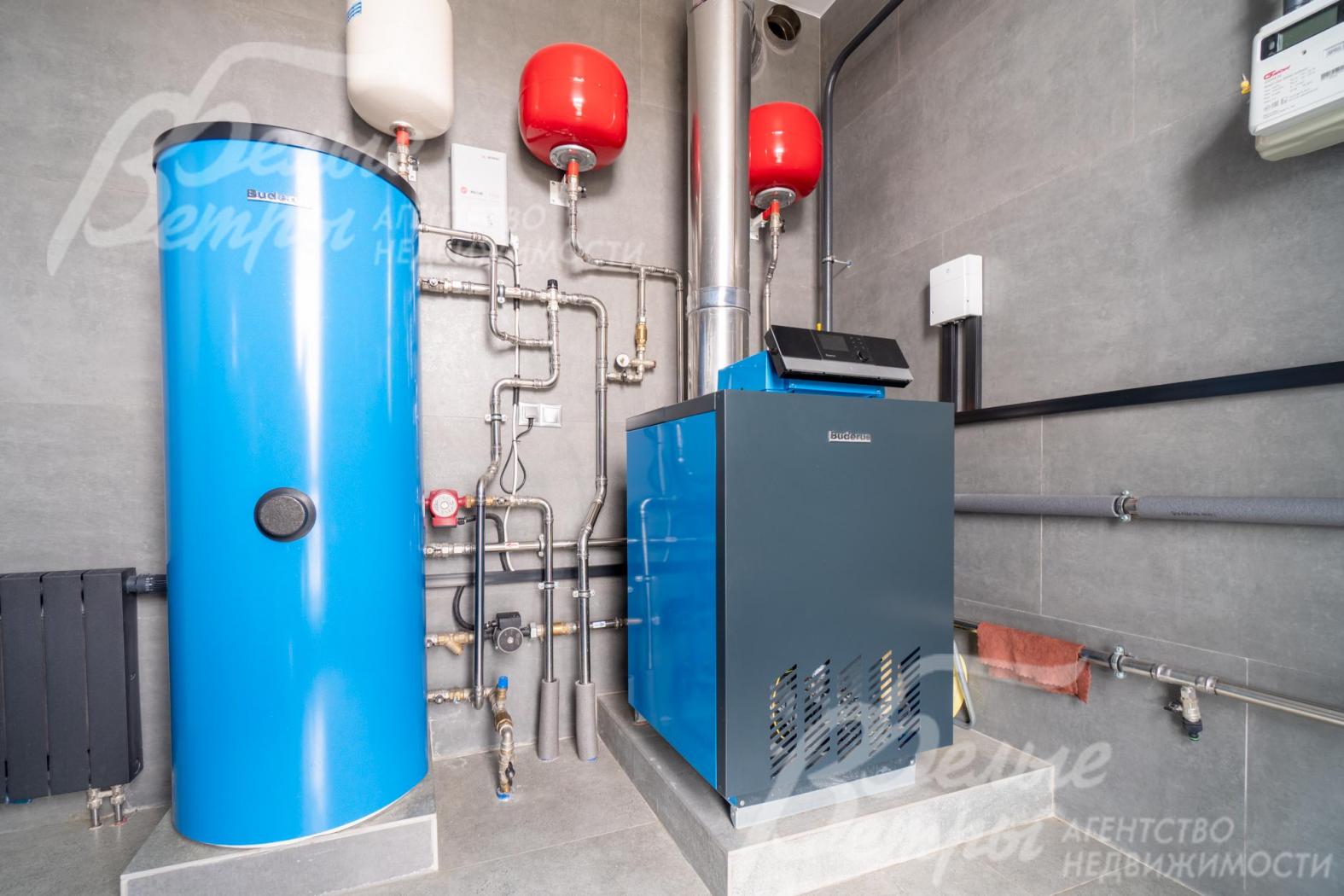 газовый котел и бойлер (200л) Buderus, система тонкой очистки воды (США)