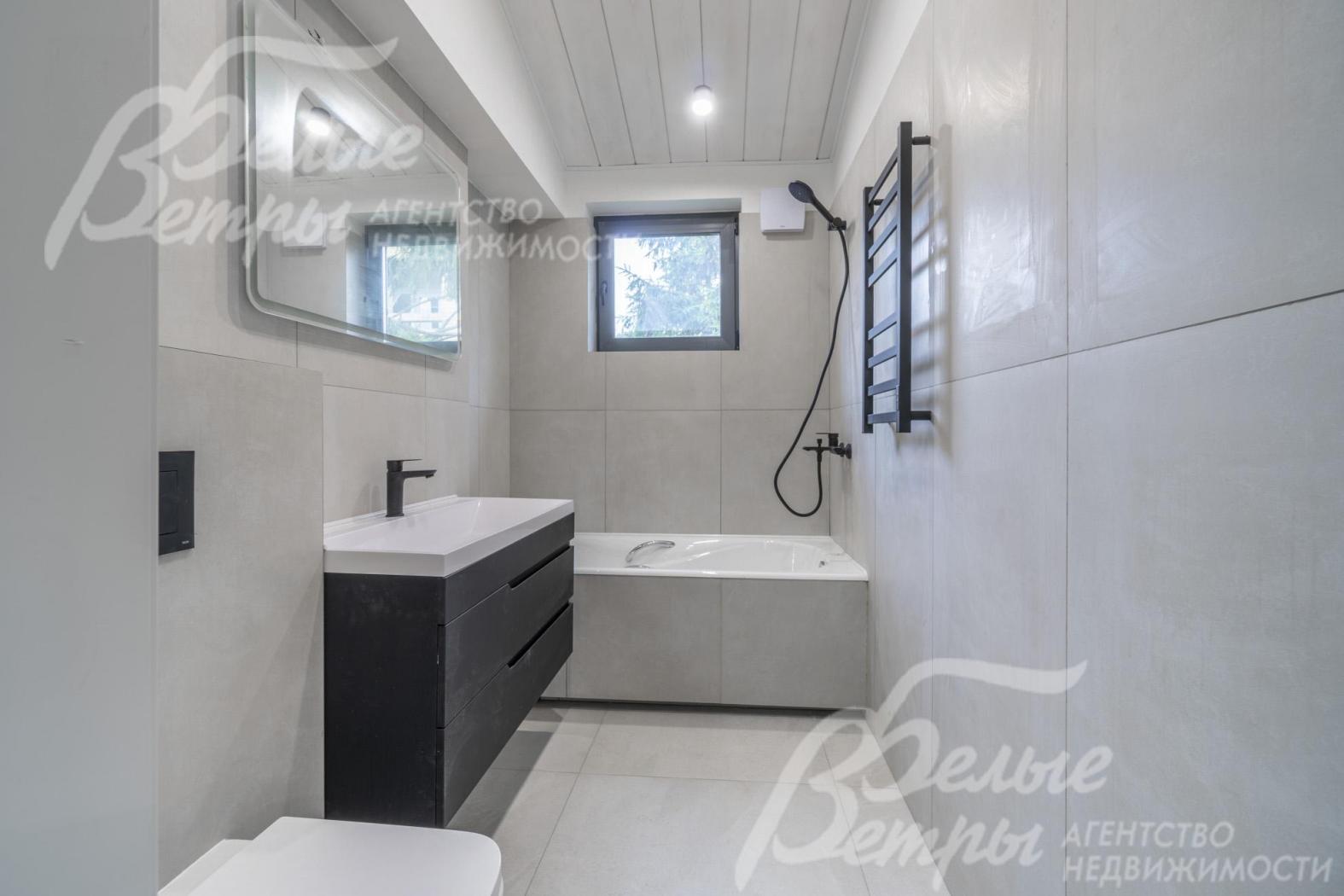 Санузлы укомплектованы сантехникой