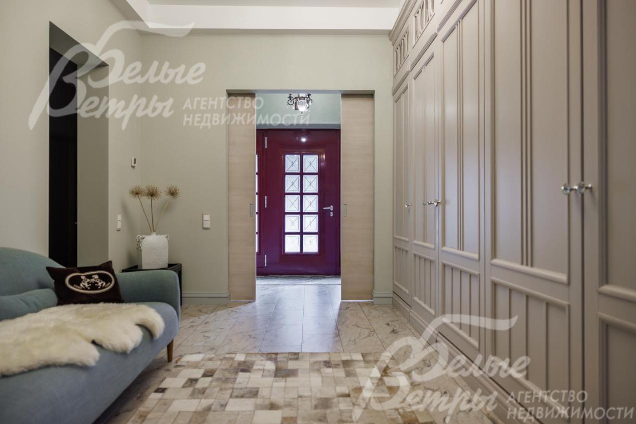 Холл-прихожая