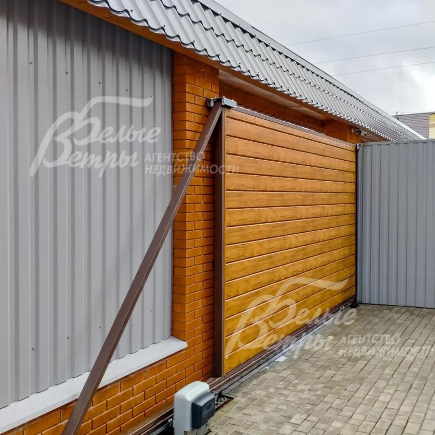 Въездная группа с откатными воротами 