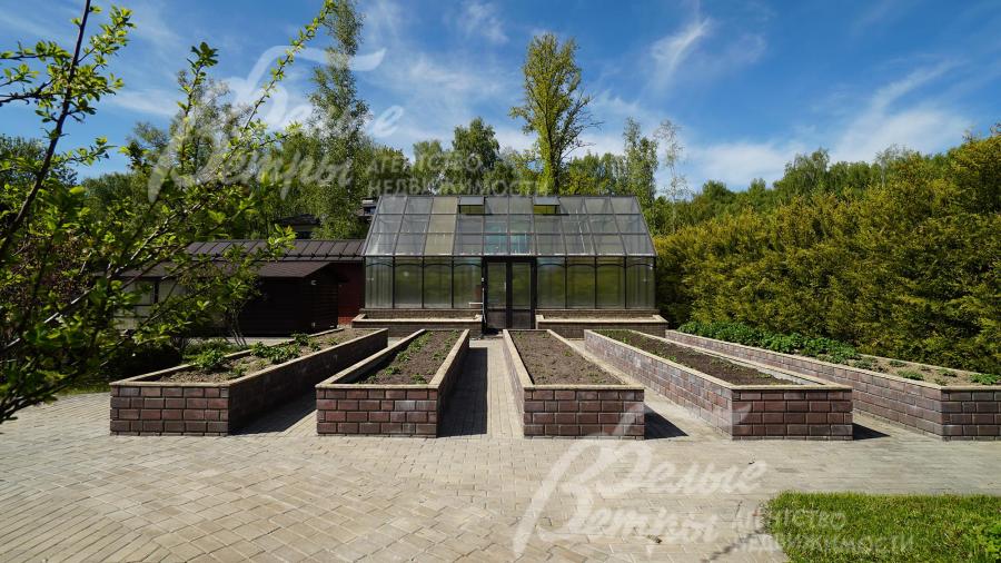 Курятник заводского изготовления, теплица 40 кв.м, английские грядки