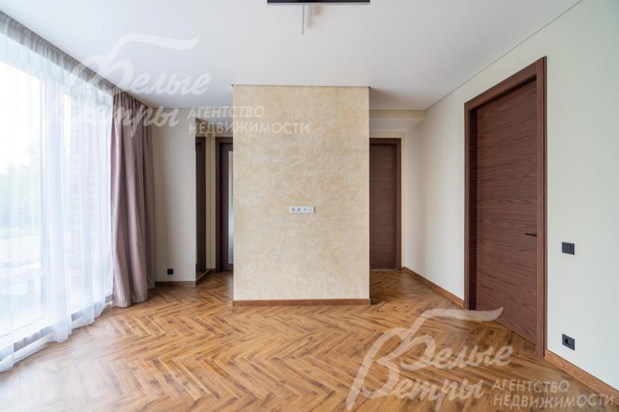 Мастер-спальня с гардеробной и санузлом