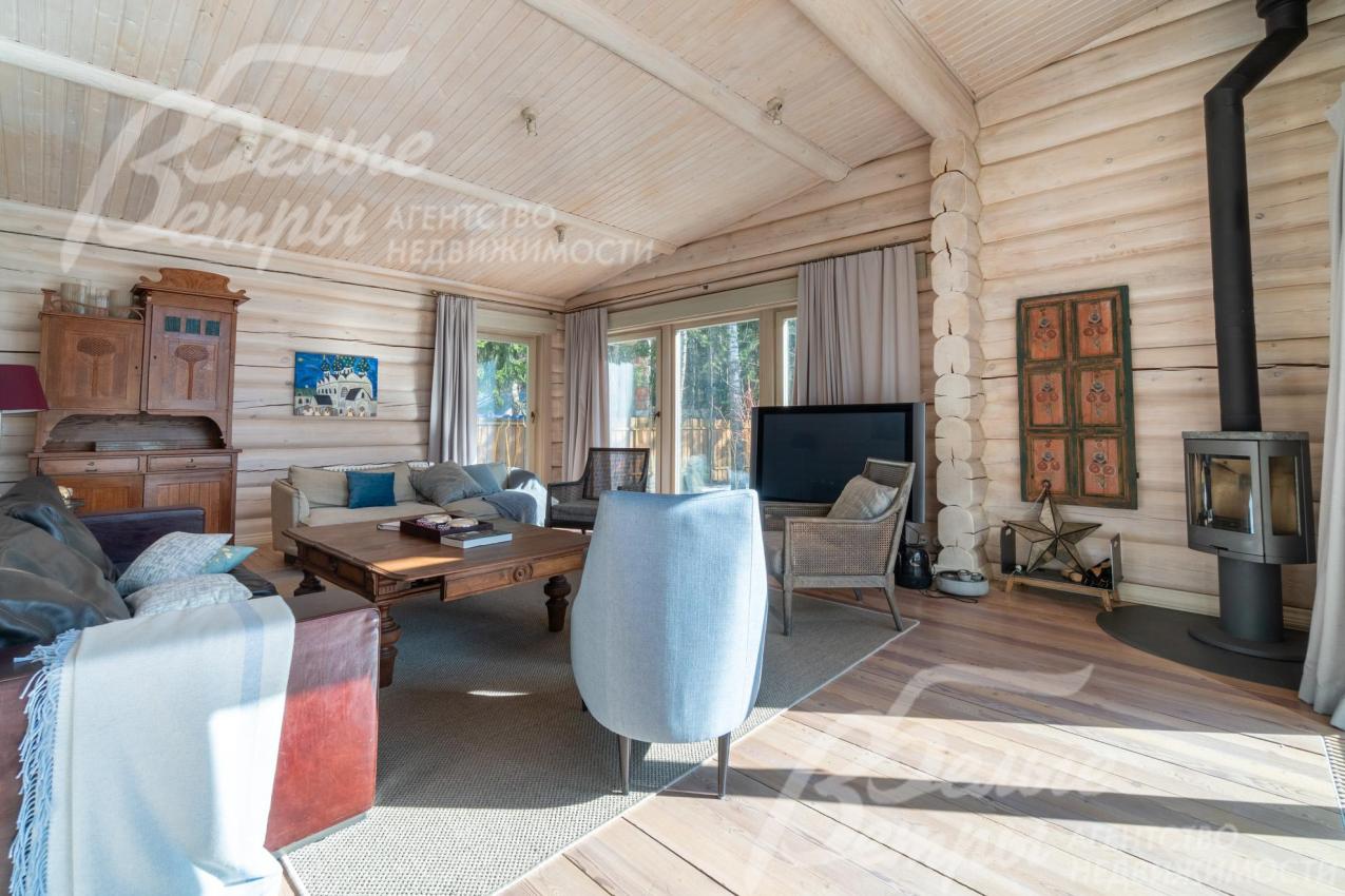 Дровяной камин Contura (Швеция).