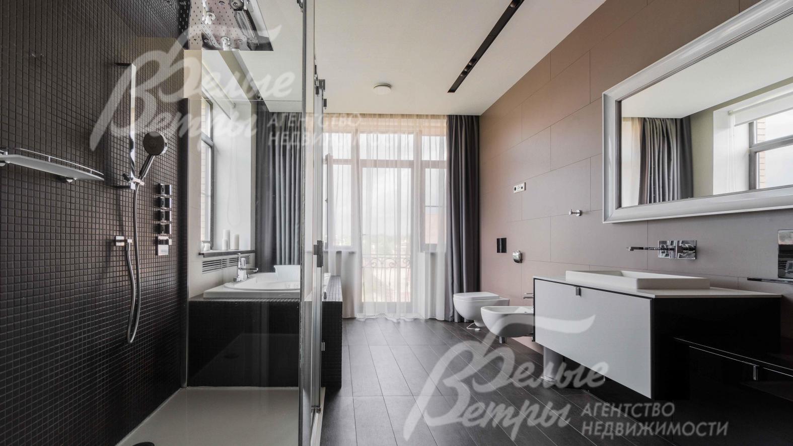 Санузел 14,5 кв.м в главной спальне