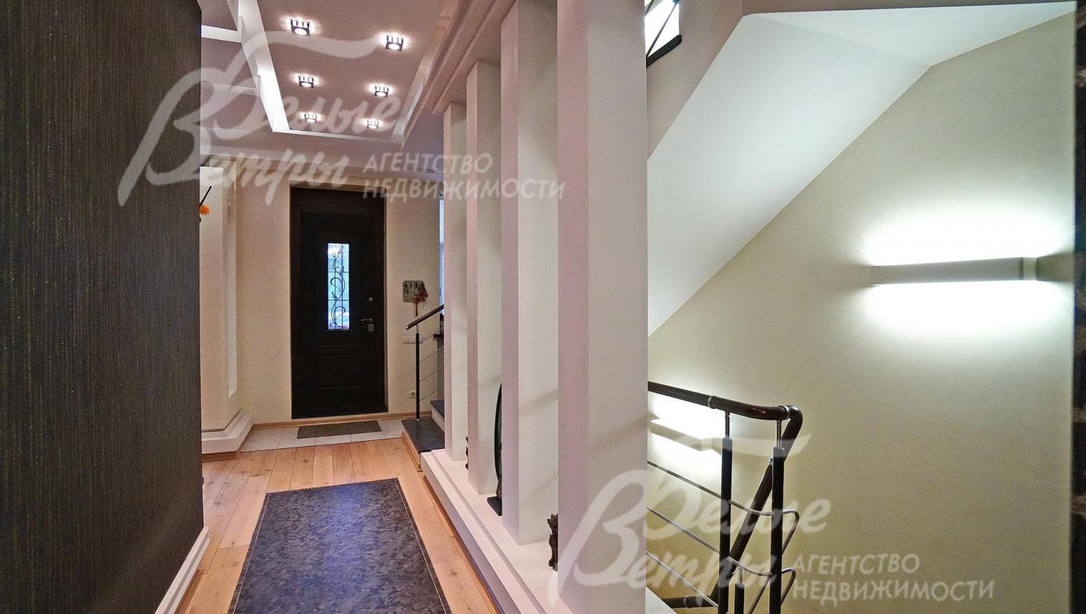 Холл 2-ого этажа