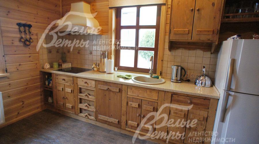 Комната отдыха с кухней в бане