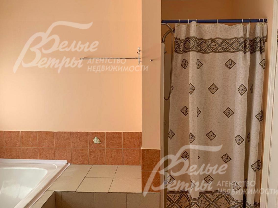 Санузел с ванной и душем
