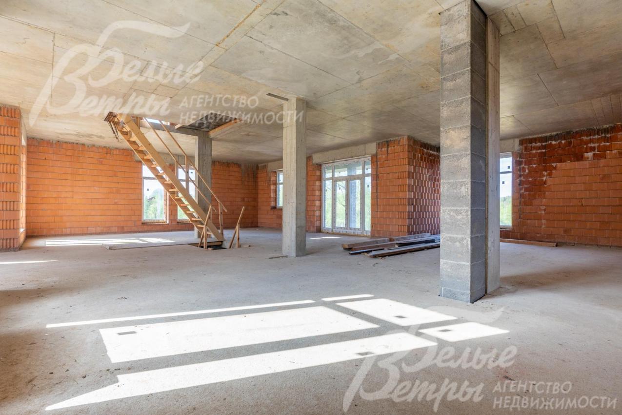 стены - поризованный кирпич Wienerberger Porotherm, утеплитель 10 см (толщина стены 50 см)