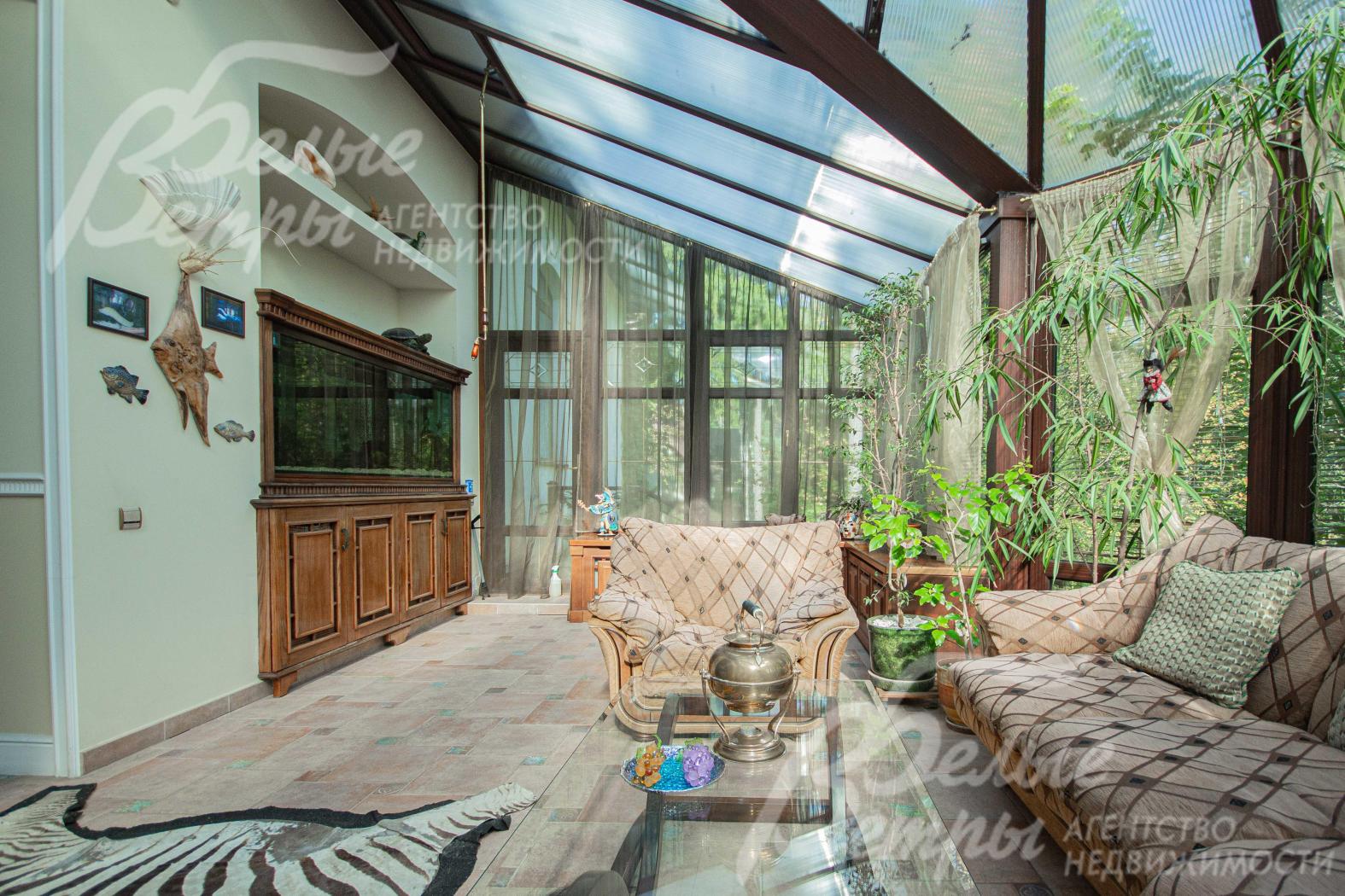 Панорамное остекление в зимнем саду