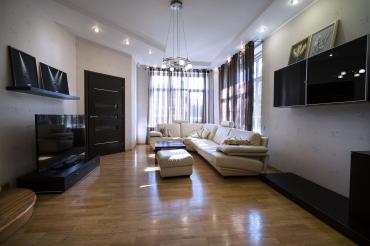 Дом, Ново-Троицкое к/п (Пучково), 377 кв.м