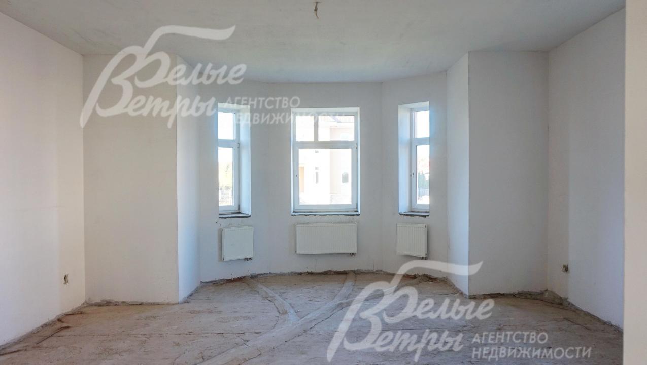 Гостиная с эркером