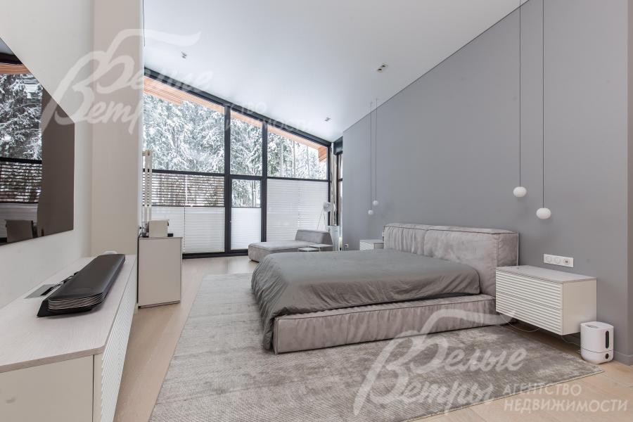 Главная спальня 33 кв.м с ванной комнатой 13 кв.м с гардеробной 13 кв.м