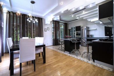 Дом, Ново-Троицкое к/п (Пучково), 377 кв.м