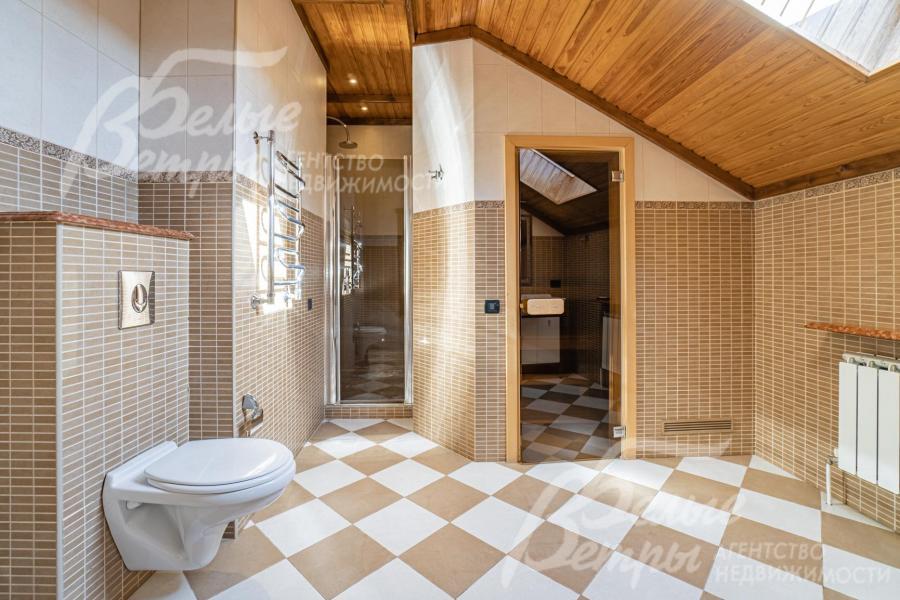 Санузел 10.2 кв.м с душевой и с сауной 3.6 кв.м