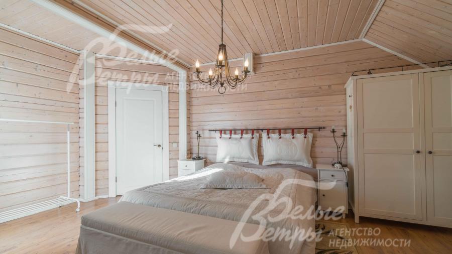 Спальня 16 кв.м с лоджией