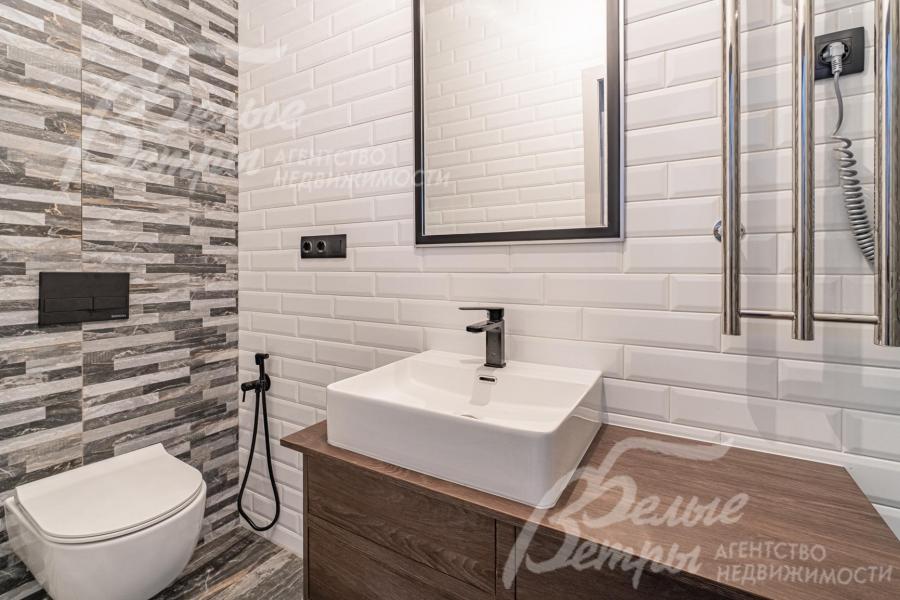 Гостевой санузел на первом этаже