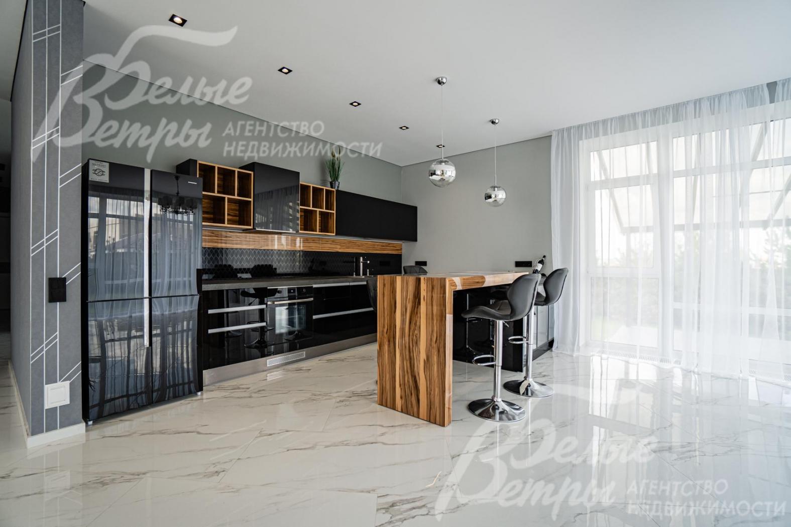 Кухня с техникой Kuppersbusch Bosch, 2-дверный холодильник MAUNFELD