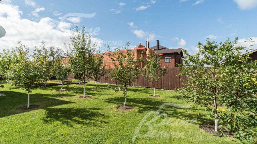 Богатый плодовый сад