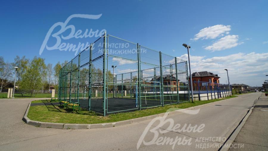 Многофункциональные спортивные площадки