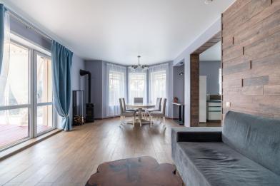 Дом, Капитолий к/п (Первомайское), 313&nbsp;кв.м