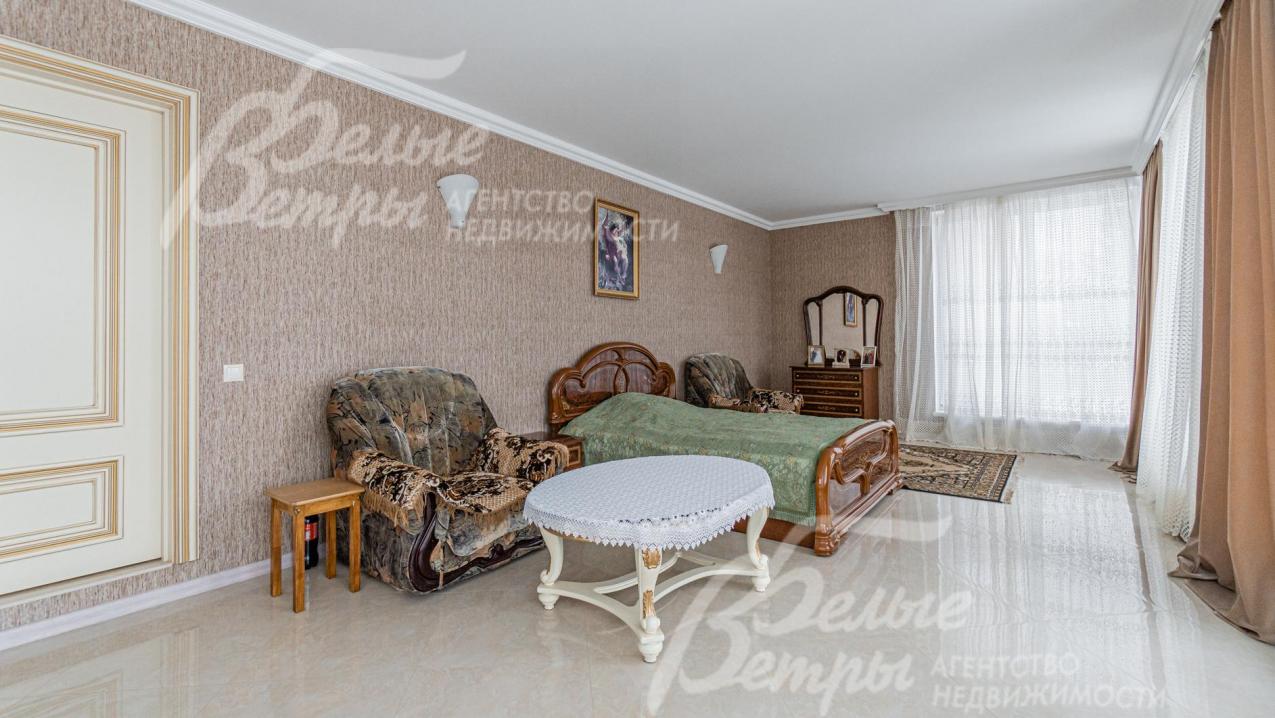 Спальня на первом этаже