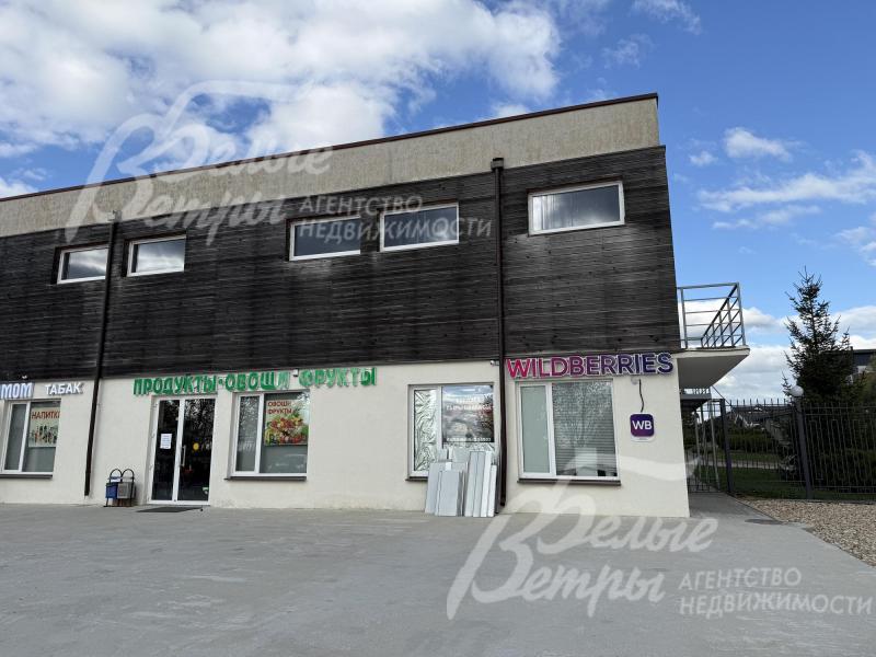 Магазины на территории поселка