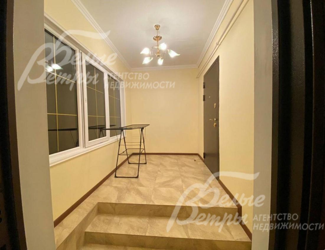 Холл 1го этажа.